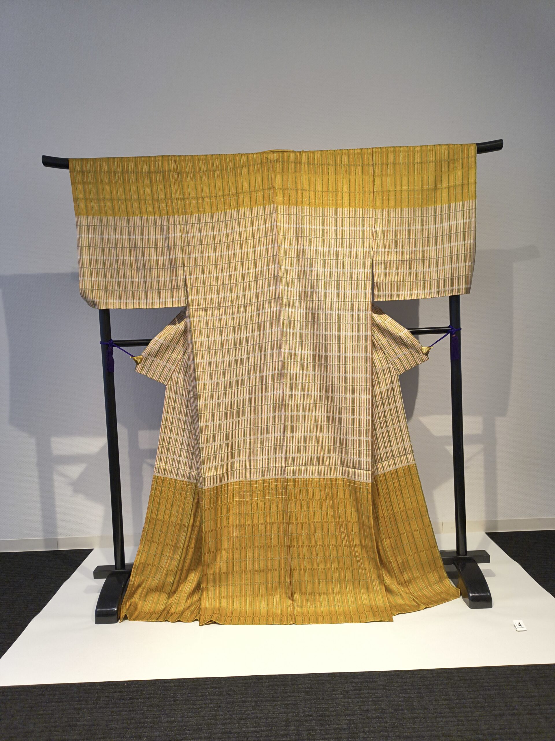 『望月サラン染織展』開催中